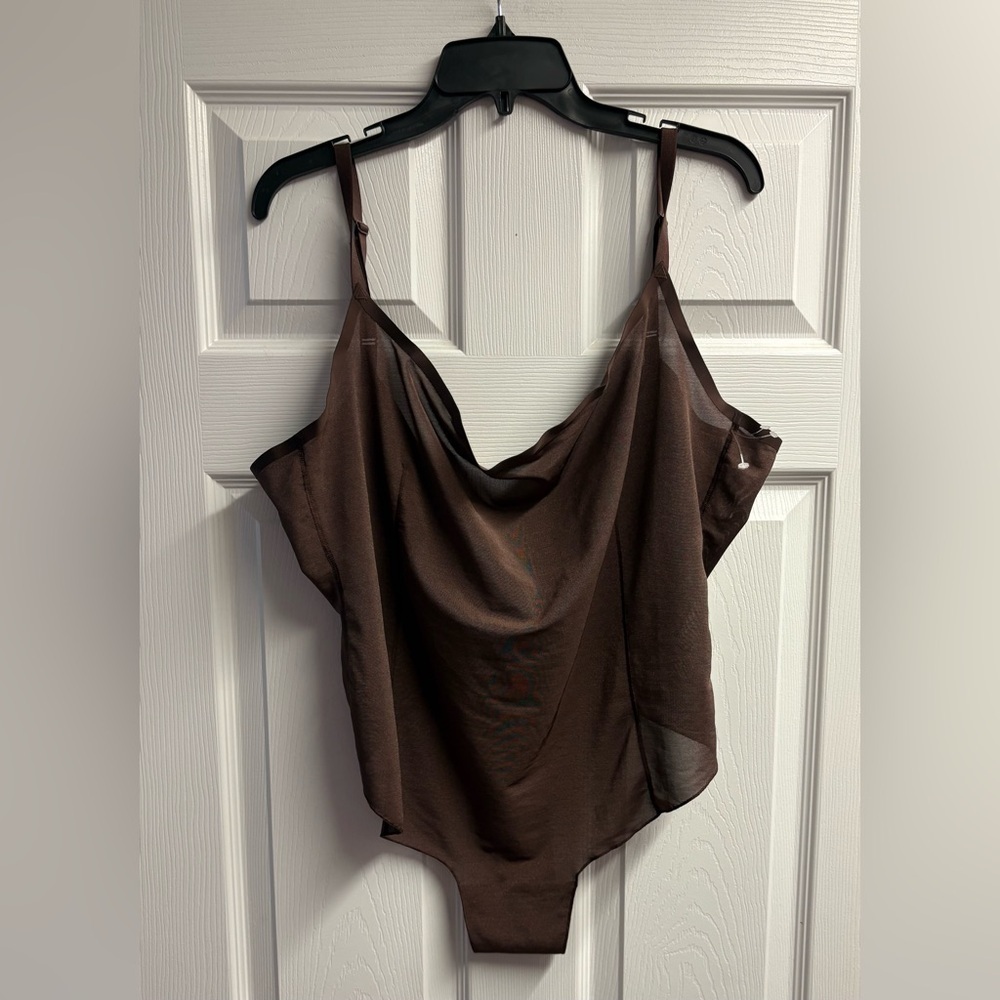 NWOT Skims Sheer/Mesh Sculpt Thing Bodysuit In Cocoa Brown Size 4X
